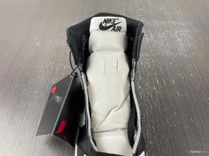 Rep BQ4422-001 85 Jordan (2023) Retro 1 Black White High 0501